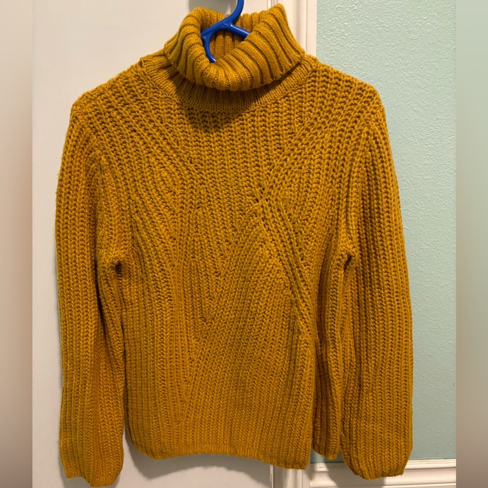 Lucky Brand chunky knit crop turtleneck sweater